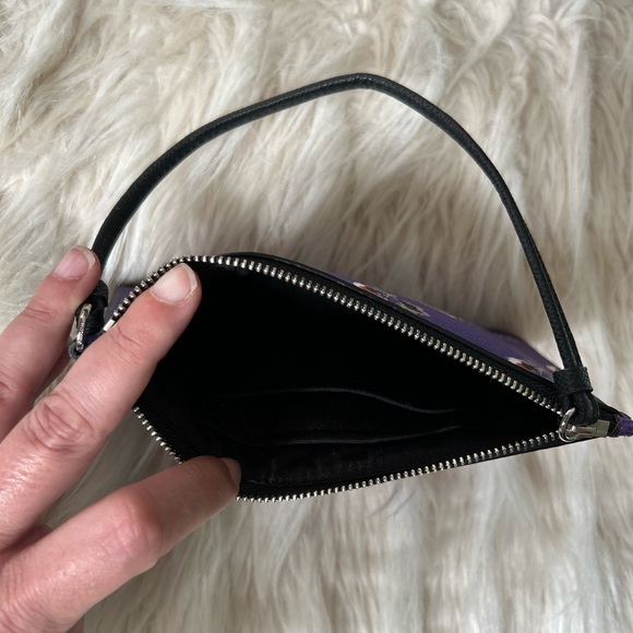 Coach NWOT F56027 Bramble Rose Wristlet, Purple Floral - Picture 2 of 6